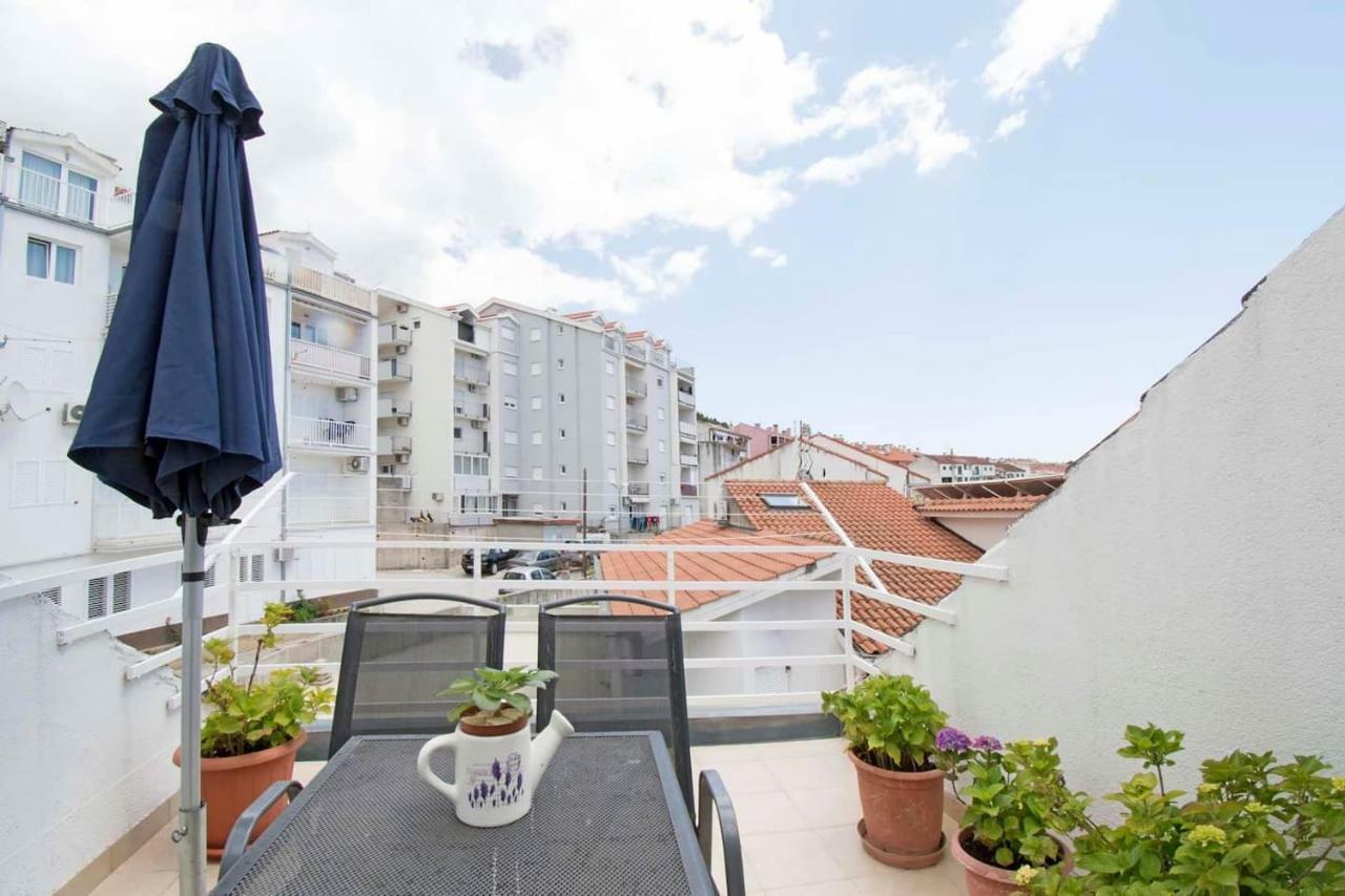 Апартаменты Apartman Miletic Макарска Экстерьер фото